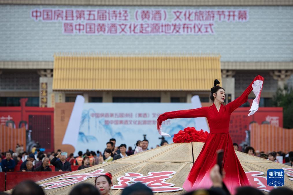 百人牛牛提现游戏